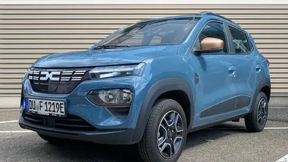 Gebraucht 2023 Dacia Spring Extreme Kleinwagen | 13.990 € (Fairer Preis)
