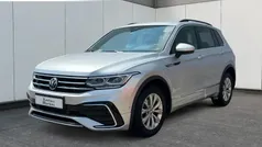 Reflexsilber Gebraucht 2021 VW Tiguan R-line SUV | 28.760 € (Fairer Preis)