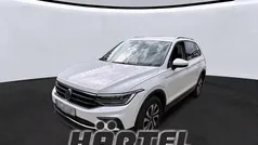 Oryxweiß perleffekt (white), pearl effect Gebraucht 2022 VW Tiguan Active SUV | 33.400 € (Fairer Preis)