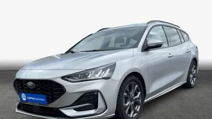 Gebraucht Ford Focus ST-Line X 116 PS (85 kW) 2025 Moondust silver (metallic) Kombi