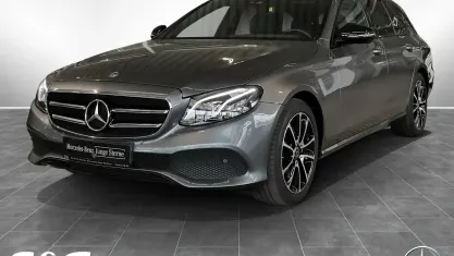 Gebraucht Mercedes E200 Avantgarde 197 PS (144 kW) 2020 Metalliclack selenitgrau Kombi
