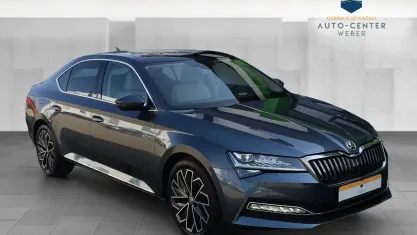 Używany Skoda Superb LAURIN & KLEMENT 190 KM (139 kW) 2020 Szary Sedan/Limuzyna