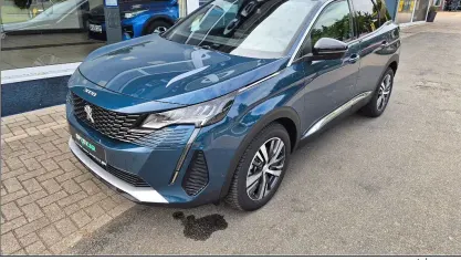 Gebraucht Peugeot 3008 Allure 131 PS (96 kW) 2023 Blau SUV