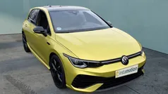 Gelb Gebraucht 2024 VW Golf VIII Edition Limousine | 48.290 € (Fairer Preis)