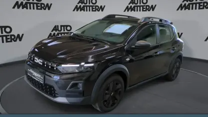 Neu Dacia Sandero Essentiel 110 PS (80 kW) 2026 Schwarz Limousine