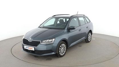 Używany Skoda Fabia Ambition 95 KM (69 kW) 2020 Szary Kombi