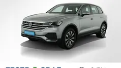 Oyster silver metallic Gebraucht 2024 VW Touareg SUV | 54.840 € (Guter Preis)