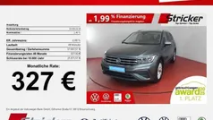 Grau (platinum grey metallic) Gebraucht 2024 VW Tiguan Allspace Life SUV | 33.950 € (Superpreis)