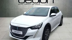 Weiß Gebraucht 2021 Peugeot e-208 Active Kleinwagen | 15.480 € (Fairer Preis)