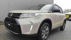 Beige / dach schwarz Neu 2025 Suzuki Vitara GL SUV | 24.900 € (Superpreis)