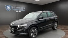 Blackmagic perleffekt Neu 2024 Skoda Karoq Selection SUV | 31.749 € (Guter Preis)