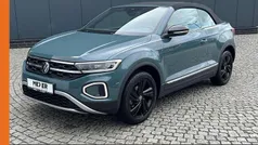 Blau Gebraucht 2024 VW T-Roc Cabriolet Style Cabrio | 33.890 € (Fairer Preis)