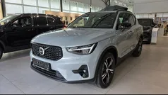 Vapour grey / metallic Gebraucht 2024 Volvo XC40 Plus SUV | 36.480 € (Fairer Preis)