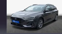 Magnetic grau metallic Gebraucht 2023 Ford Focus ST-Line Kombi | 23.350 € (Guter Preis)