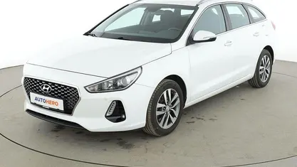 Gebraucht Hyundai i30 Style 120 PS (88 kW) 2018 Weiß Kombi