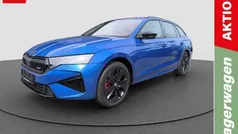 Blau Neu 2025 Skoda Octavia RS Kombi | 43.999 € (Fairer Preis)