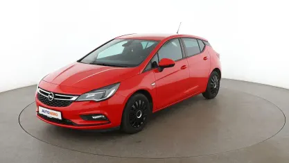 Gebraucht Opel Astra Active 105 PS (77 kW) 2018 Rot Limousine