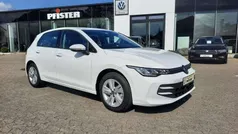 Pure white (weiß) Gebraucht 2024 VW Golf VIII Life Limousine | 24.490 € (Fairer Preis)