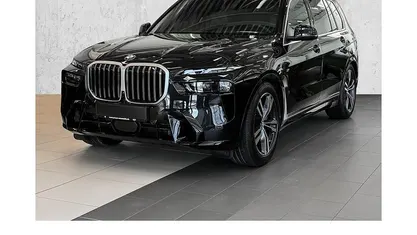 Neu BMW X7 Sport Line 340 PS (250 kW) 2026 Schwarz SUV