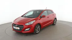 Rot Gebraucht 2016 Hyundai i30 Passion Limousine | 9.890 € (Fairer Preis)
