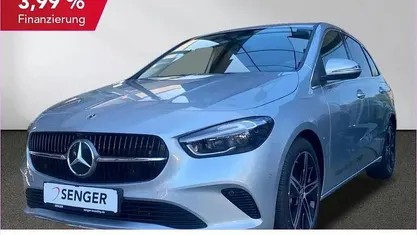 Gebraucht Mercedes B180 Progressive 136 PS (100 kW) 2025 Weiß Van / Kleinbus