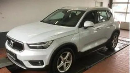 Gebraucht Volvo XC40 Momentum 129 PS (94 kW) 2020 SUV