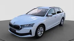 Gebraucht 2025 Skoda Octavia Selection Kombi | 34.541 € (Fairer Preis)