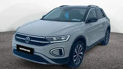 Usado VW T-Roc Style 150 HP (110 kW) 2023 Cinzento SUV