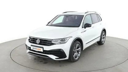 Gebraucht VW Tiguan R-line 190 PS (139 kW) 2023 Weiß SUV