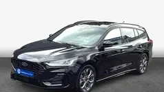 Schwarz Gebraucht 2024 Ford Focus ST-Line X Kombi | 24.940 € (Guter Preis)