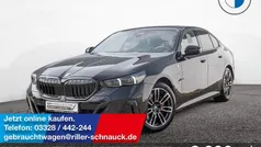 Black sapphire Gebraucht 2024 BMW 520 M Sport Limousine | 54.950 € (Fairer Preis)