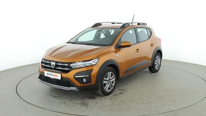 Gebraucht Dacia Sandero Comfort 91 PS (66 kW) 2022 Orange Limousine