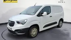 Weiß Gebraucht 2021 Opel Combo Edition Van / Kleinbus | 14.980 € (Fairer Preis)