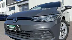 Grau Gebraucht 2021 VW Golf VIII Life Kombi | 16.460 € (Fairer Preis)