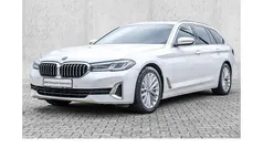 Weiß Gebraucht 2022 BMW 540 Luxury Line Kombi | 44.800 € (Guter Preis)