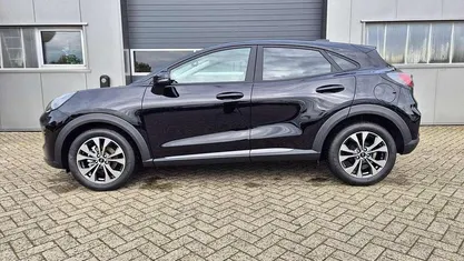Agate black metallic Neu 2025 Ford Puma Titanium SUV | 24.590 € (Superpreis)