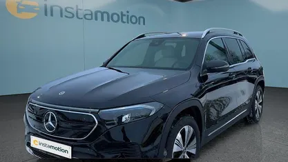 Schwarz Gebraucht 2022 Mercedes EQB300 SUV | 31.699 € (Fairer Preis)