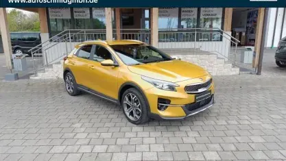 Käytetty Kia XCeed Launch Edition 136 HP (100 kW) 2020 Keltainen Katumaasturi