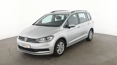 Grau Gebraucht 2019 VW Touran Comfortline Van / Kleinbus | 21.990 € (Fairer Preis)