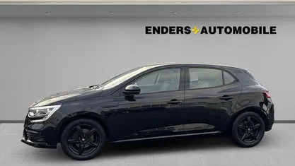 Gebraucht Renault Mégane IV Play 132 PS (97 kW) 2017 Schwarz Limousine