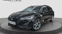 Agate black Gebraucht 2023 Ford Focus ST-Line X Kombi | 21.850 € (Guter Preis)