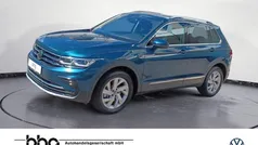 Blau Gebraucht 2024 VW Tiguan Elegance SUV | 39.960 € (Fairer Preis)