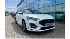 Frozen white Gebraucht 2024 Ford Focus ST-Line Kombi | 28.590 € (Fairer Preis)