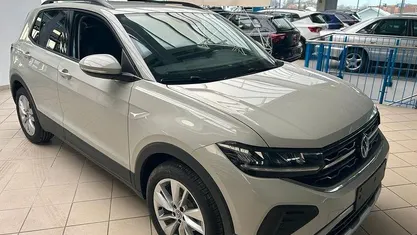 Beige Gebraucht 2025 VW T-Cross SUV | 24.690 € (Fairer Preis)