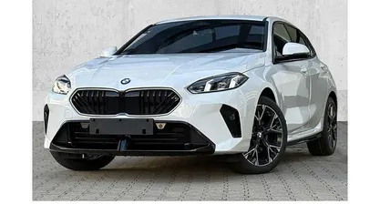 Alpinweiß uni Neu 2026 BMW 120 M Sport Kleinwagen | 38.210 € (Fairer Preis)
