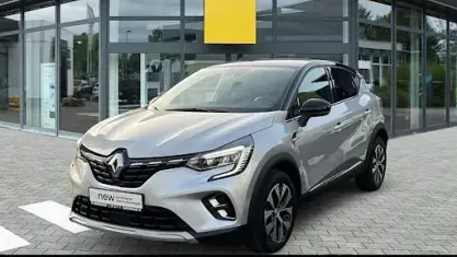 Gebraucht Renault Captur Komfort 91 PS (66 kW) 2023 Highlandgrau und blackpearlschwarz (grau) SUV