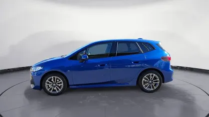 Gebraucht BMW 218 Active Tourer M Sport 136 PS (100 kW) 2024 Blau Van / Kleinbus
