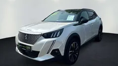 Lack weiss perlglänzend/typ au Gebraucht 2021 Peugeot e-2008 GT SUV | 18.990 € (Fairer Preis)
