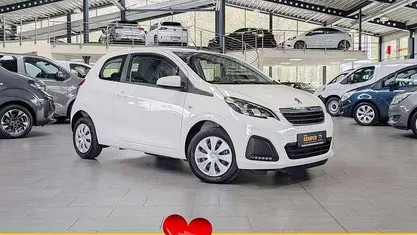 Weiß Gebraucht 2021 Peugeot 108 Active Kleinwagen | 9.950 € (Guter Preis)