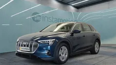 Blau Gebraucht 2022 Audi e-tron SUV | 29.999 € (Fairer Preis)